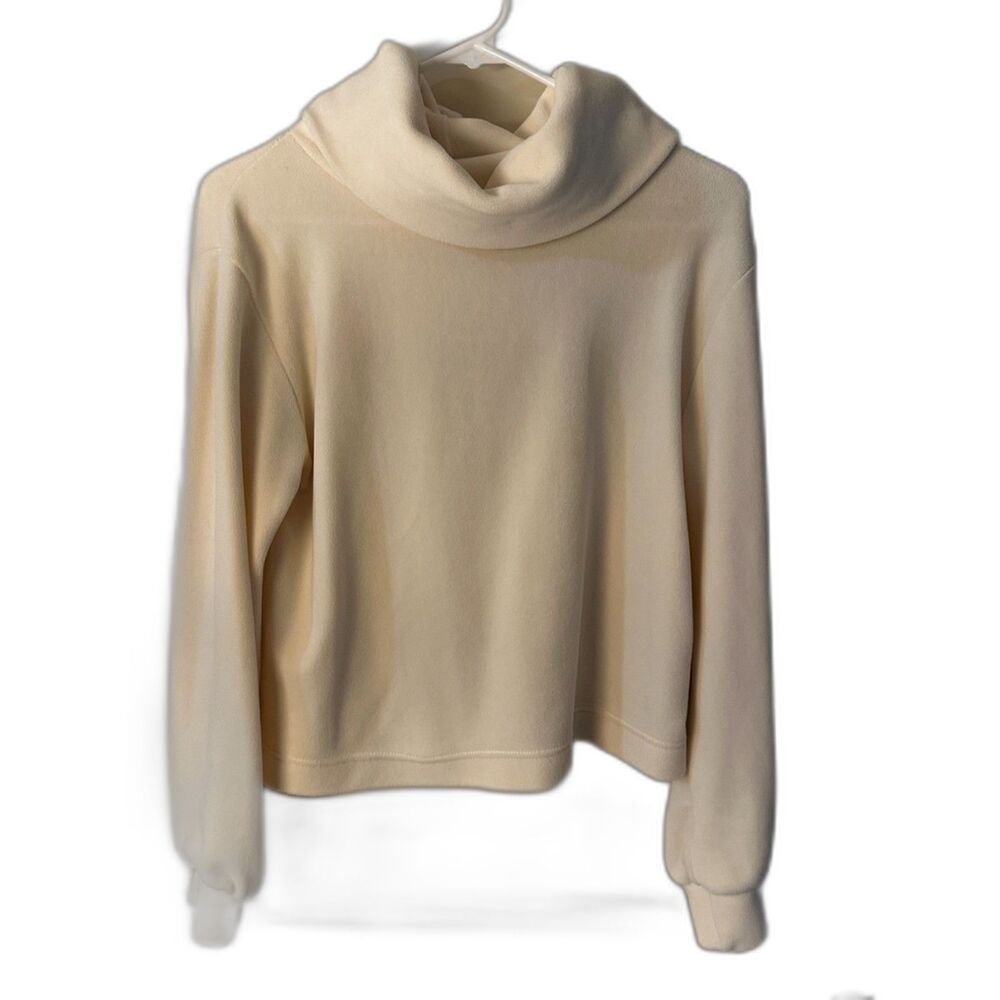 Wallflower Butter Turtleneck Fuzzy Sweater Women's Sz Medium